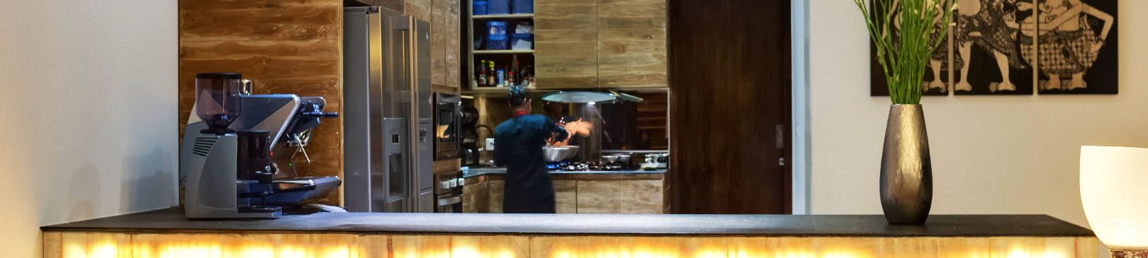 Villa Aiko - Private chef in action