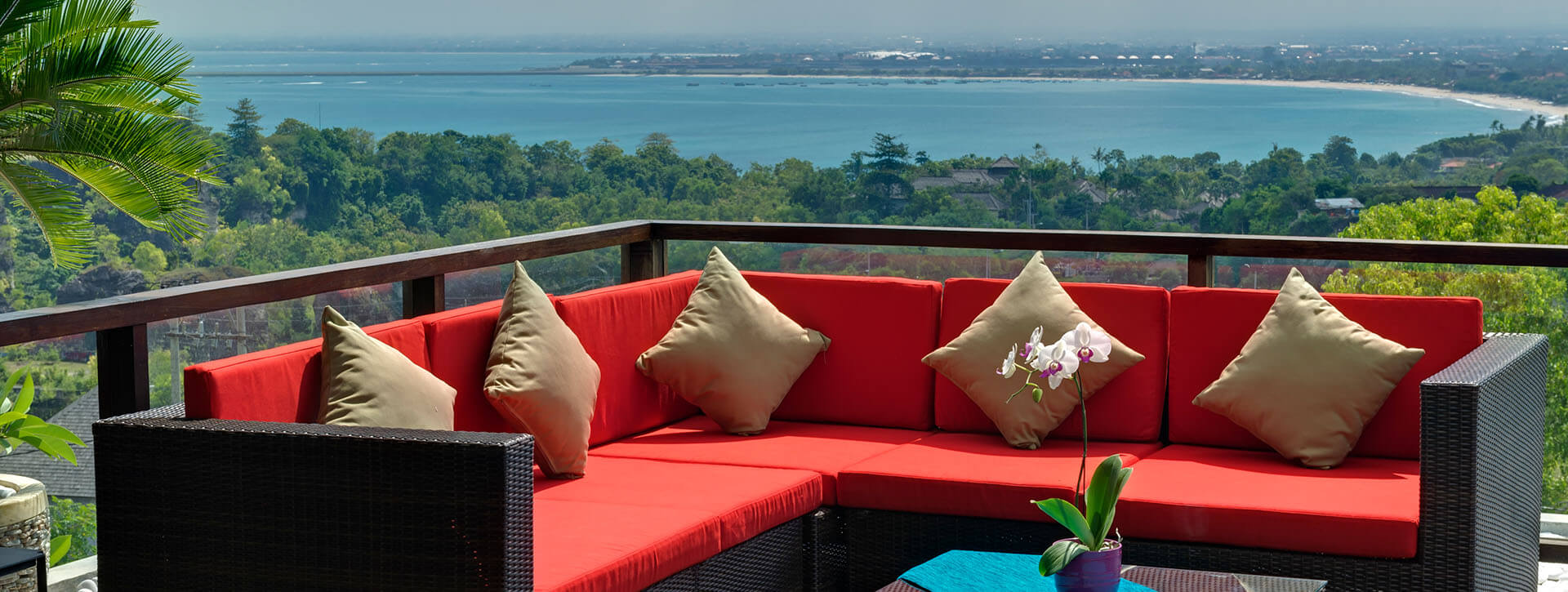 Villa Aiko - Outdoor sofa with view to Jimbaran bay